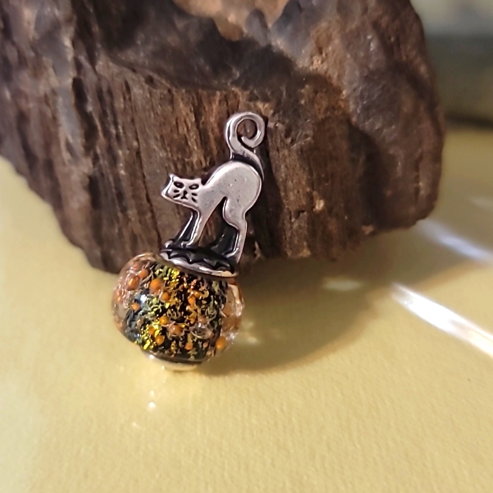 James Avery Retired Scaredy Cat Finial Art Glass